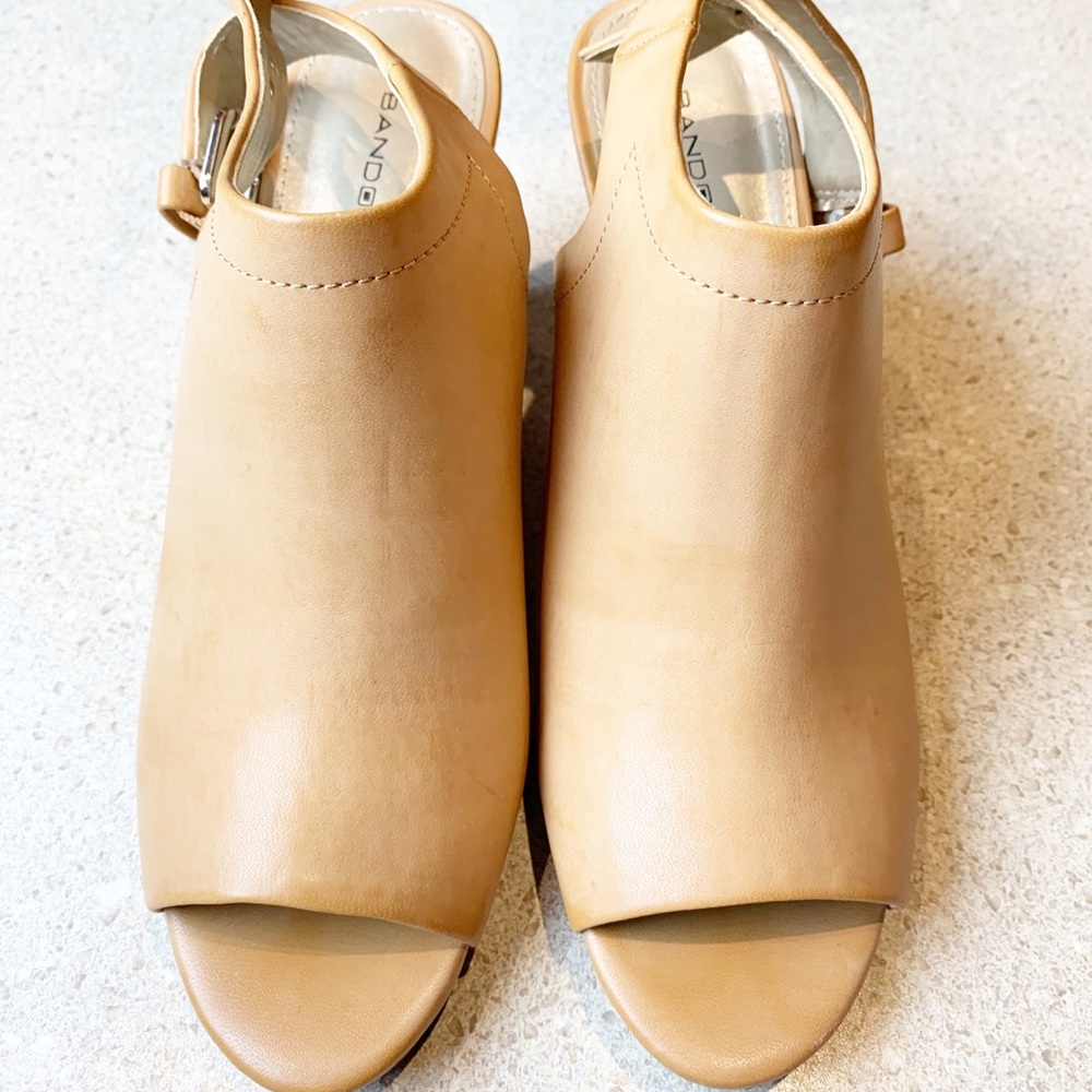 Bandalino wedge heels 7.5